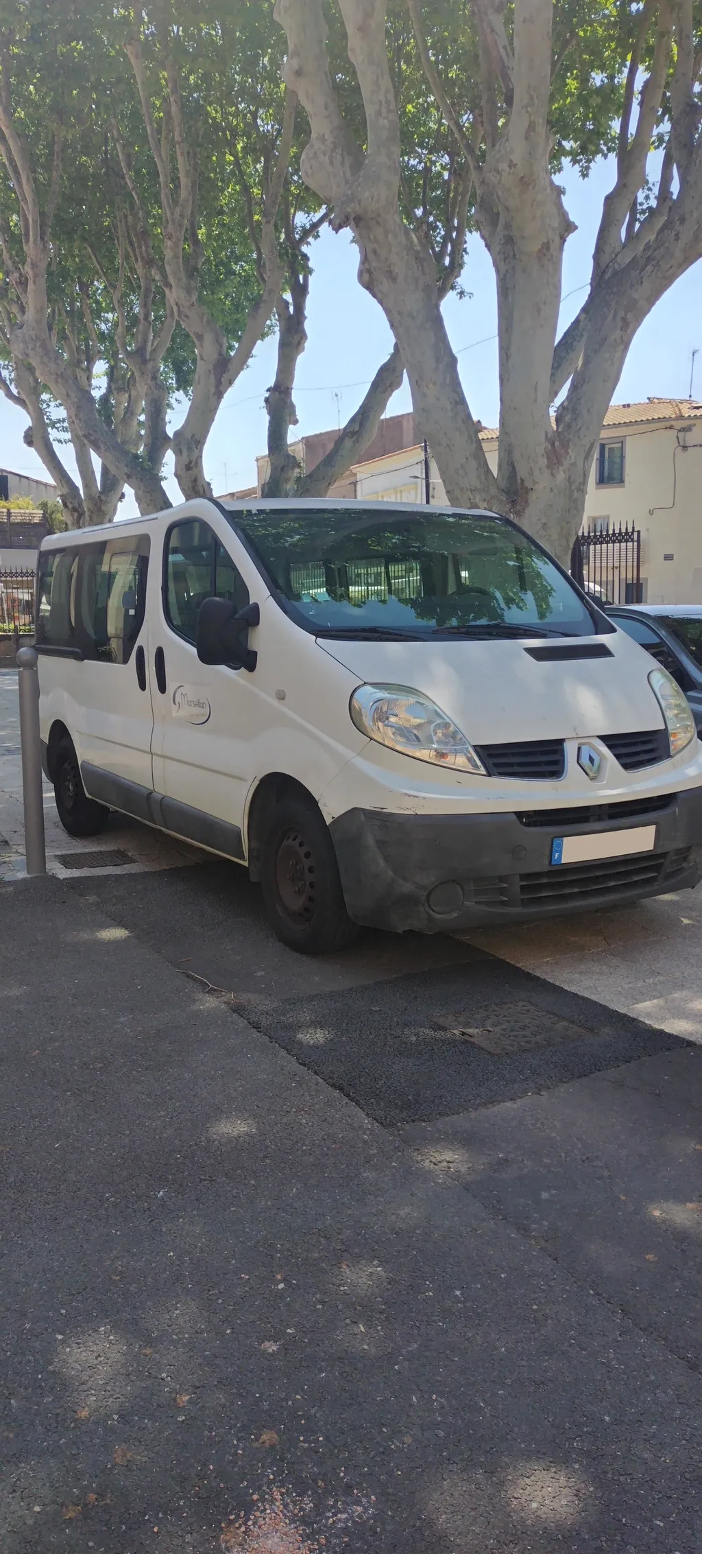 Mini-bus